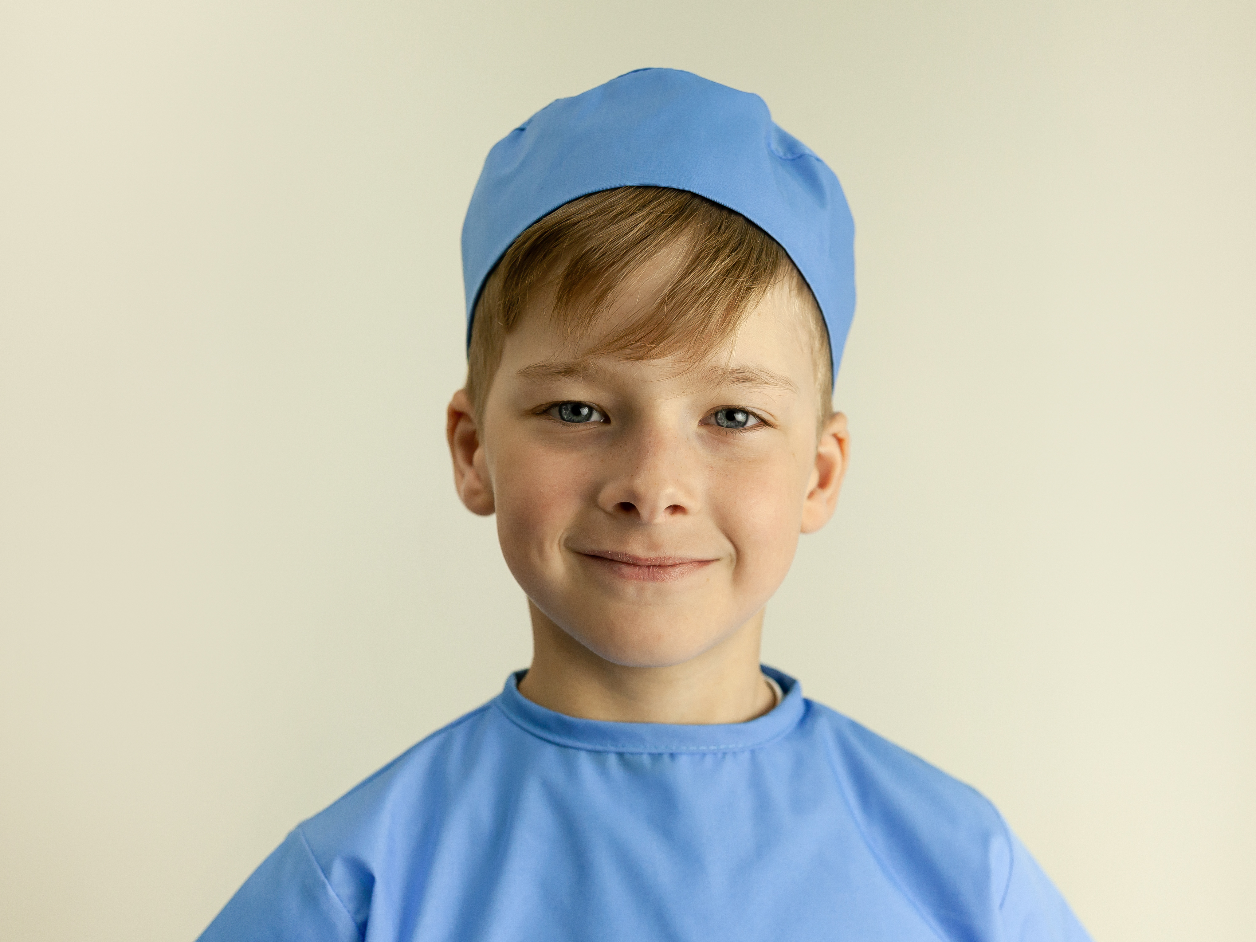 Surgeon (shirt + pants + hat)