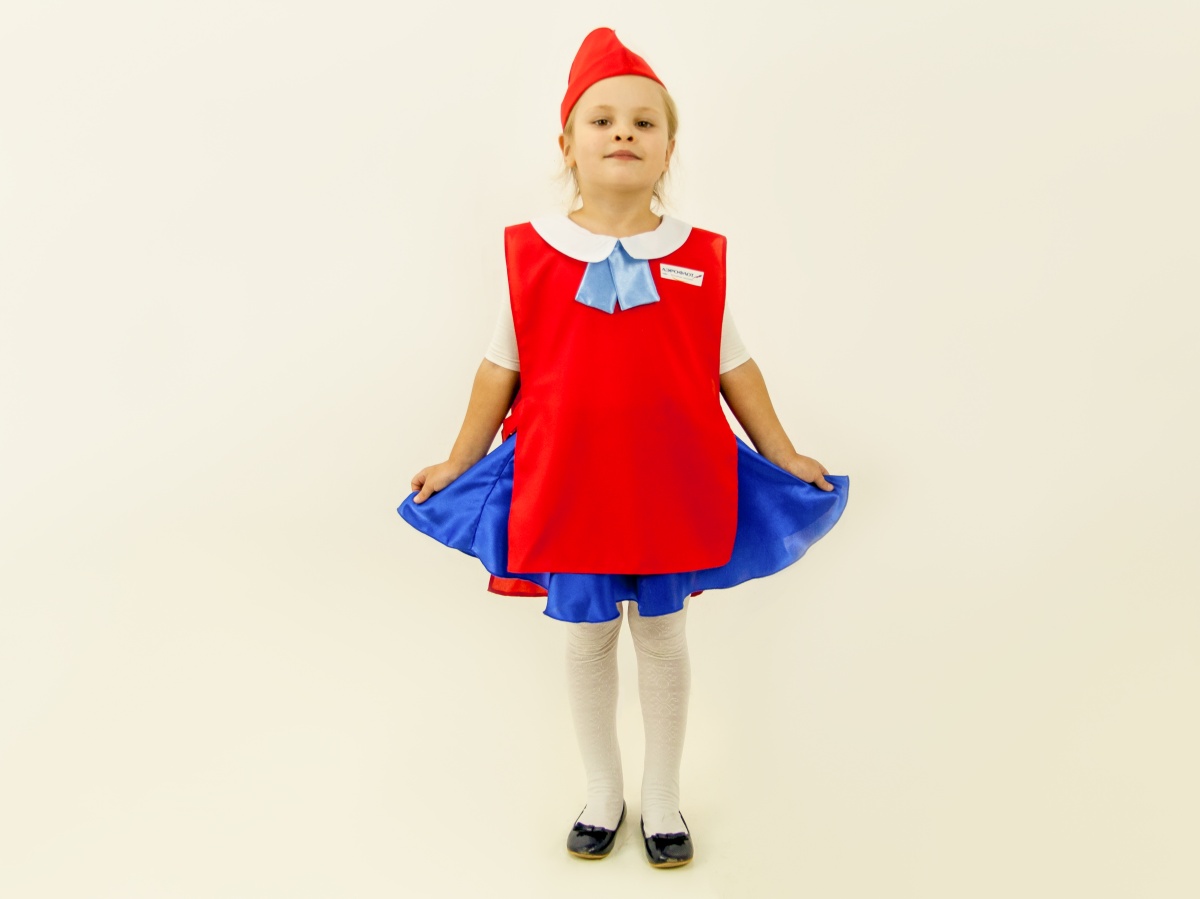 Stewardess (tabard + side cap)
