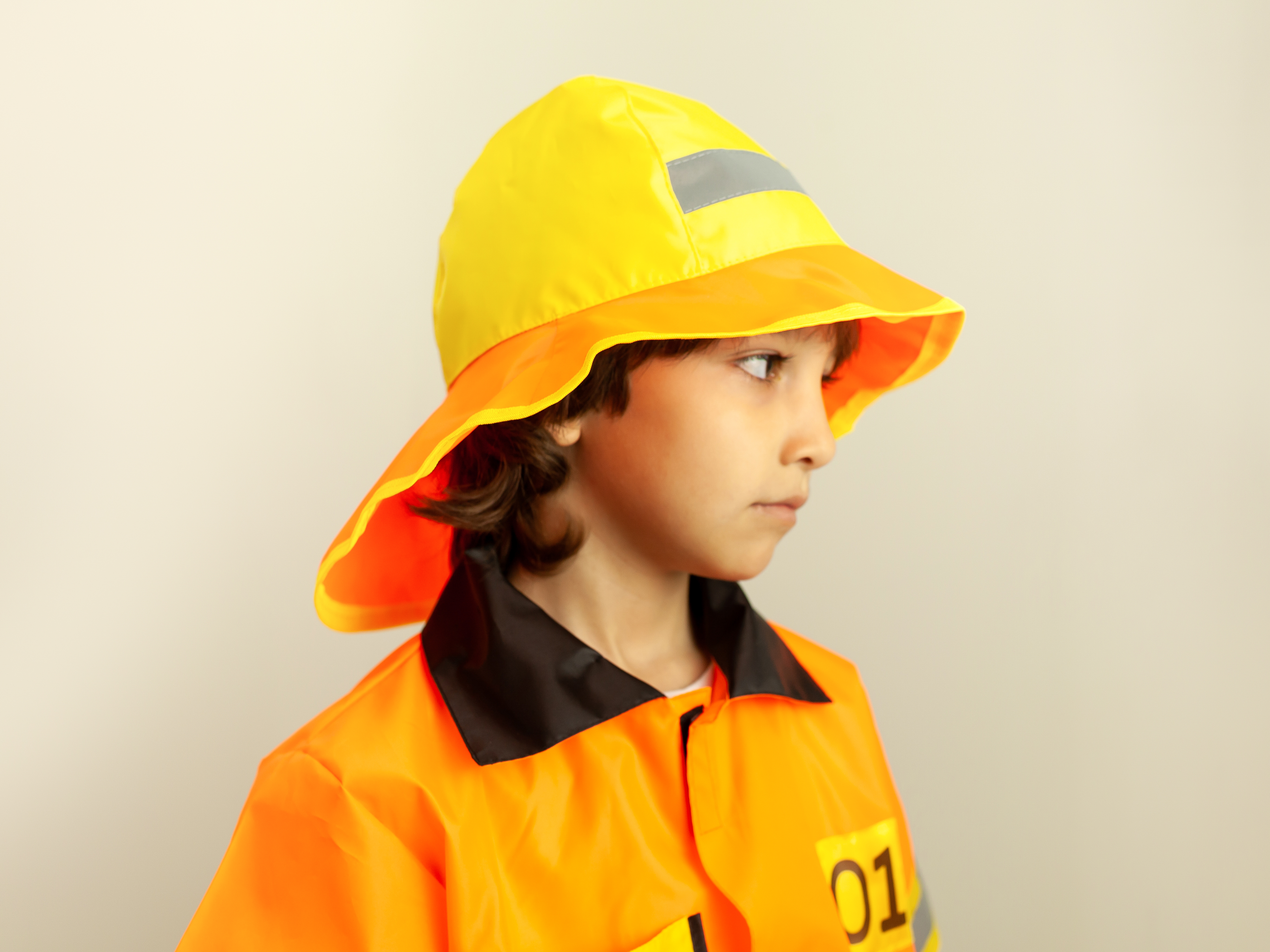 Firefighter (shirt + helmet)