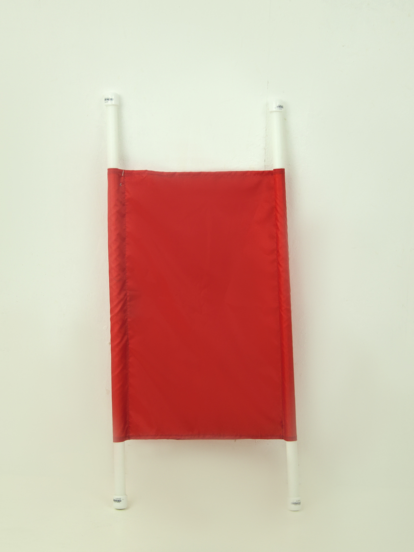 Stretcher for toys
