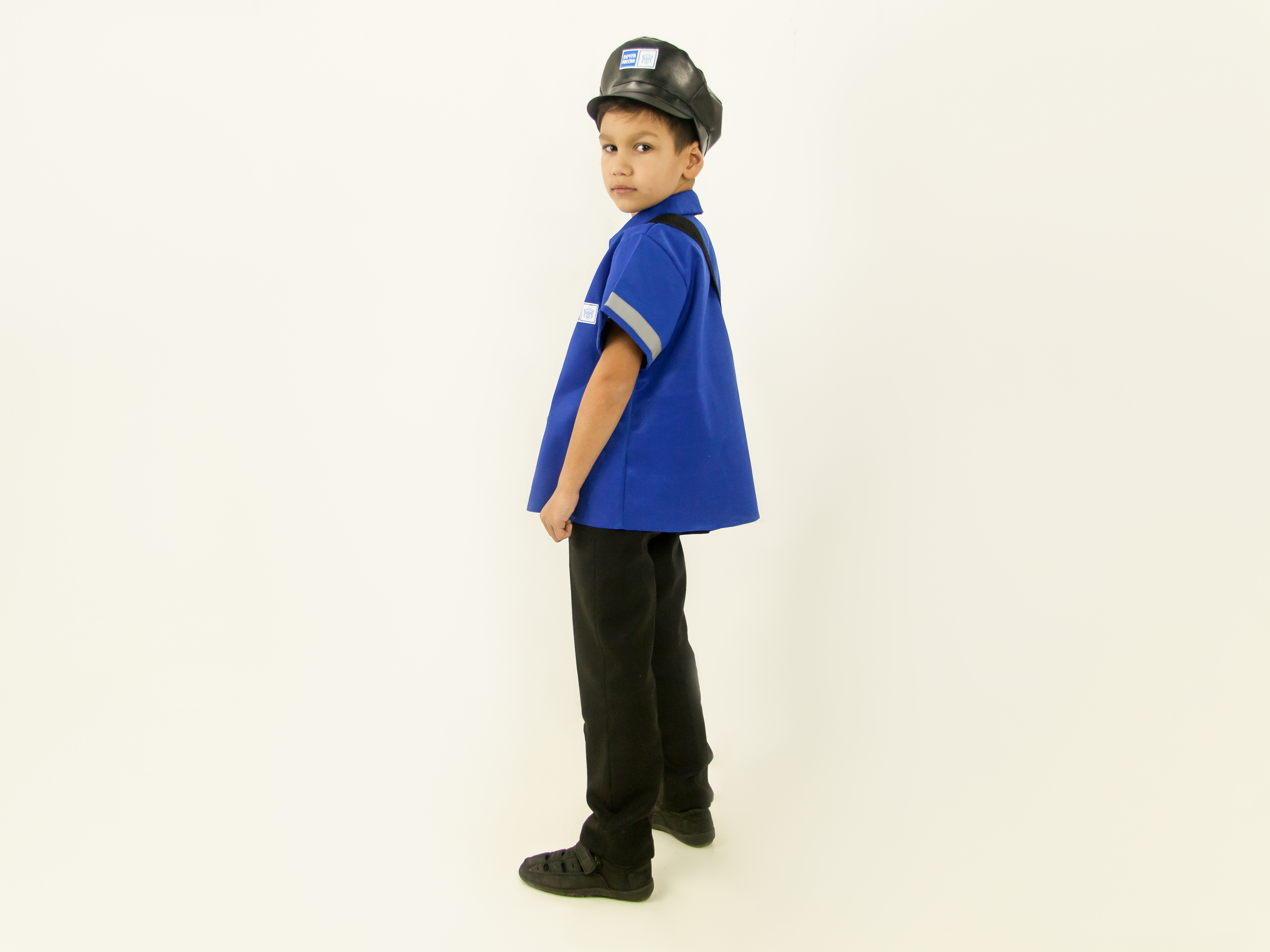 Postman (shirt + cap + bag)