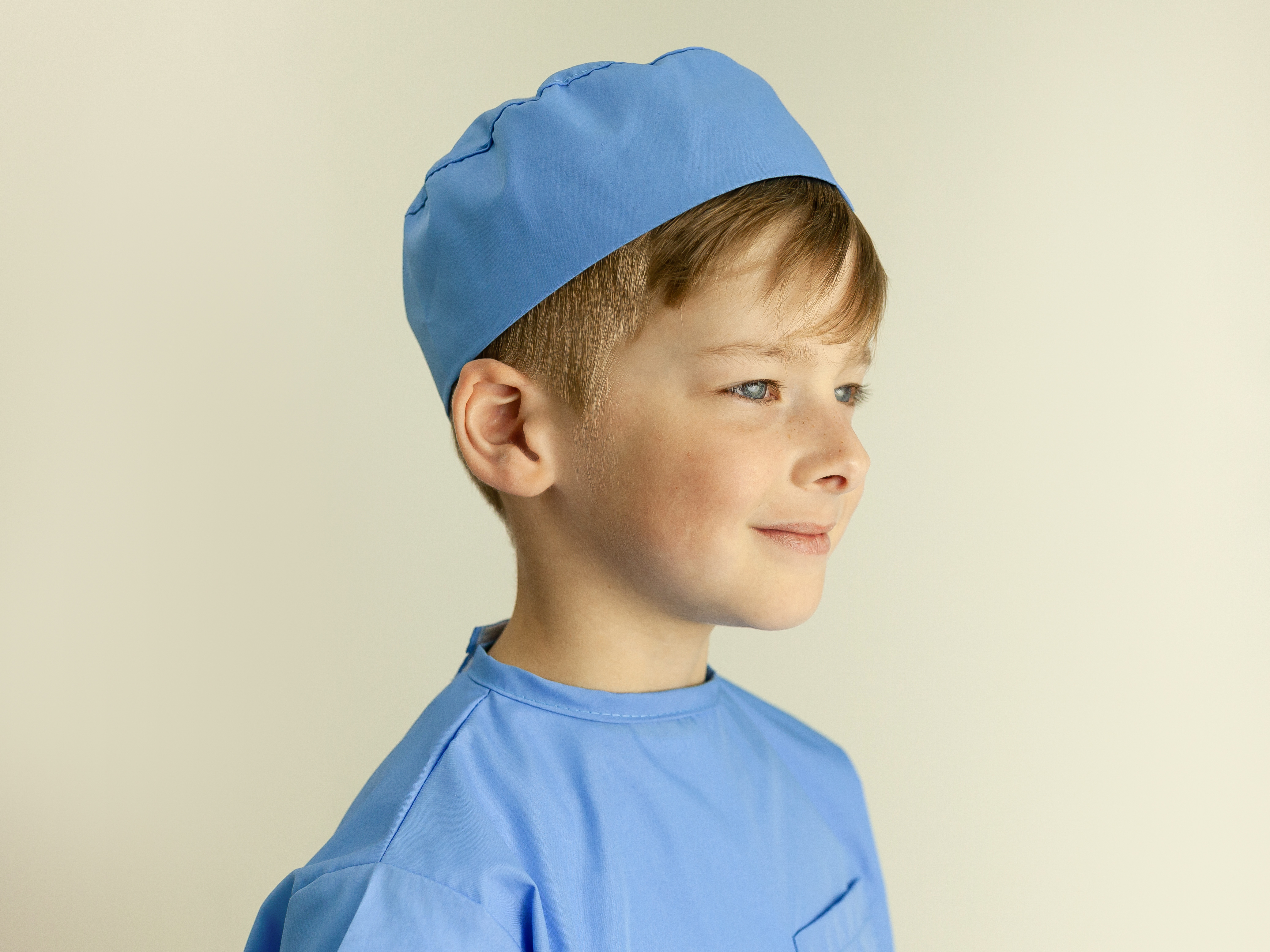 Surgeon (shirt + pants + hat)