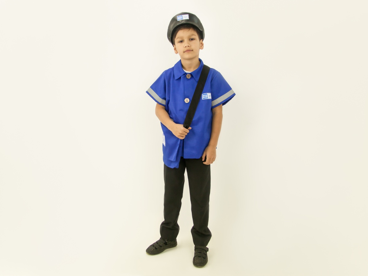 Postman (shirt + cap + bag)