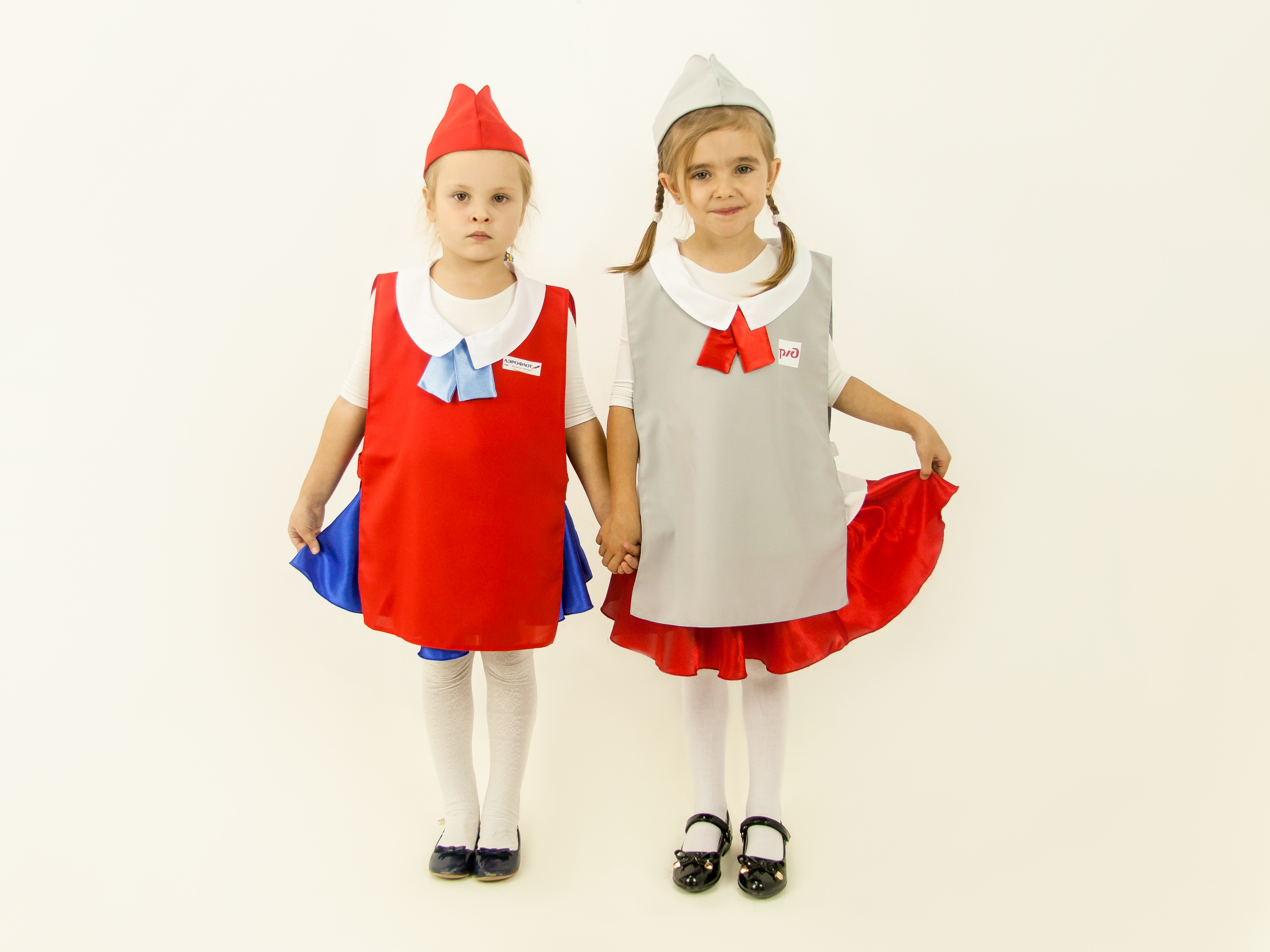 Train hostess (tabard + side cap)