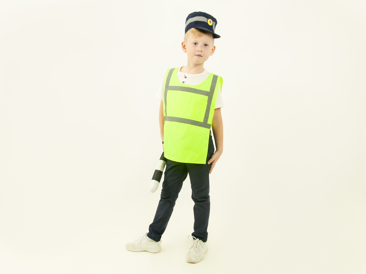 Traffic police inspector (tabard + cap + striped baton)